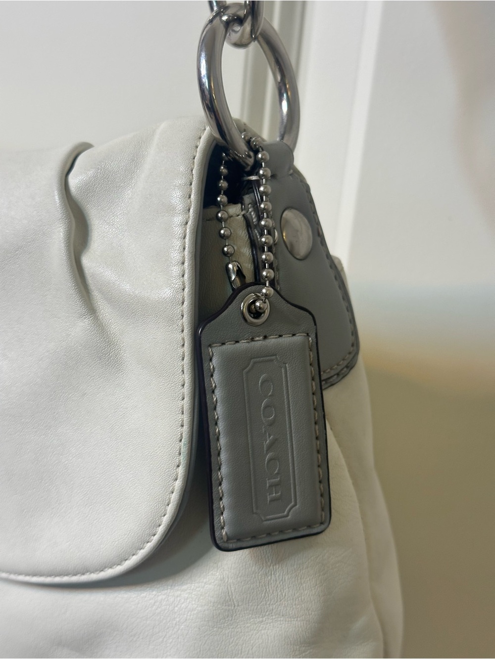 Coach Vintage leather soho White Grey Kristin Pleated Soho Hobo Buckle Bag Y2K - Picture 3 of 12
